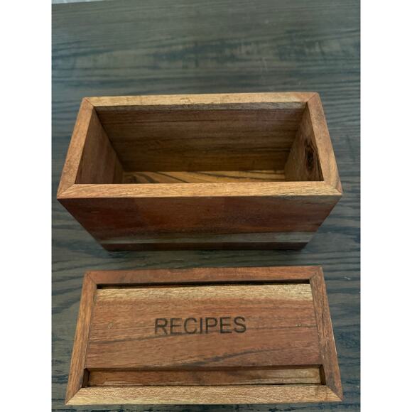 Vintage Wood Recipe Box with Recipe Rest – 4x6 Recipe Card Holder - Picture 6 of 8